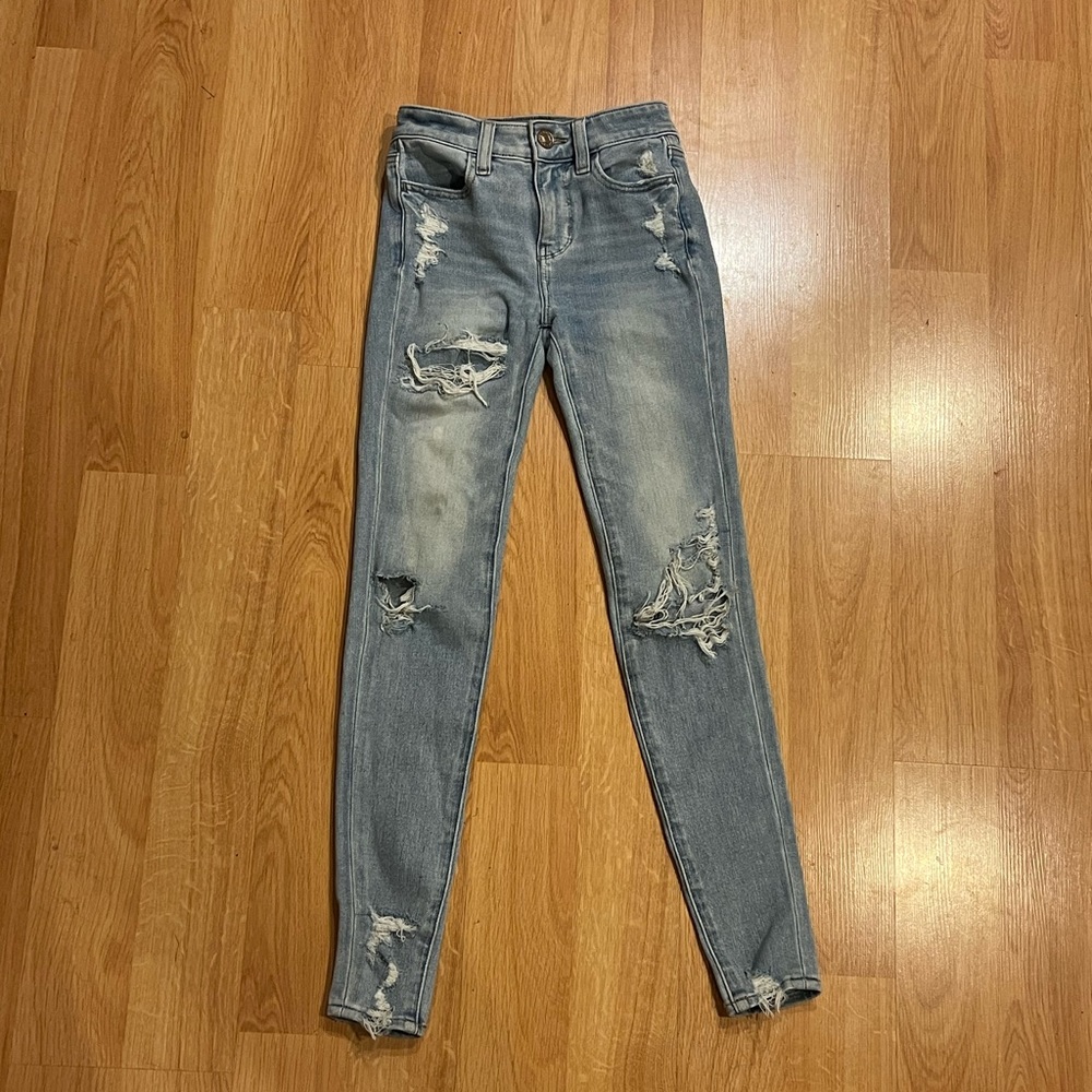 American Eagle Light Ripped Dream Jeans size 000